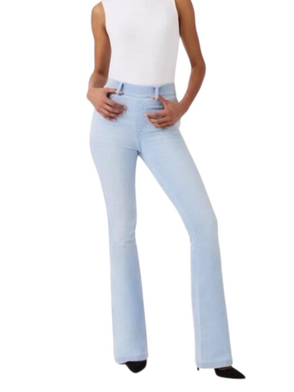 SPANX Flare in Retro Light Pull-on Stretch Jeans - Size Medium